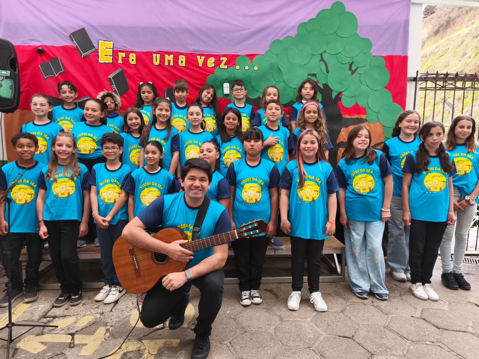 Coral da SEA posa para foto